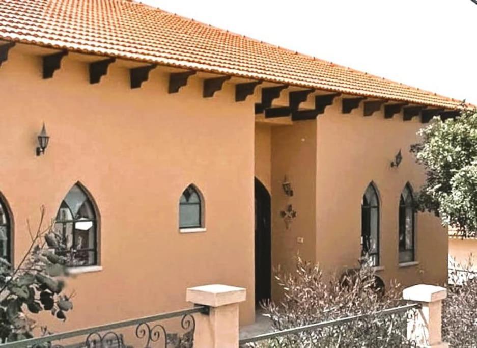 Villa המייסדים Zikhron Ya'akov Esterno foto